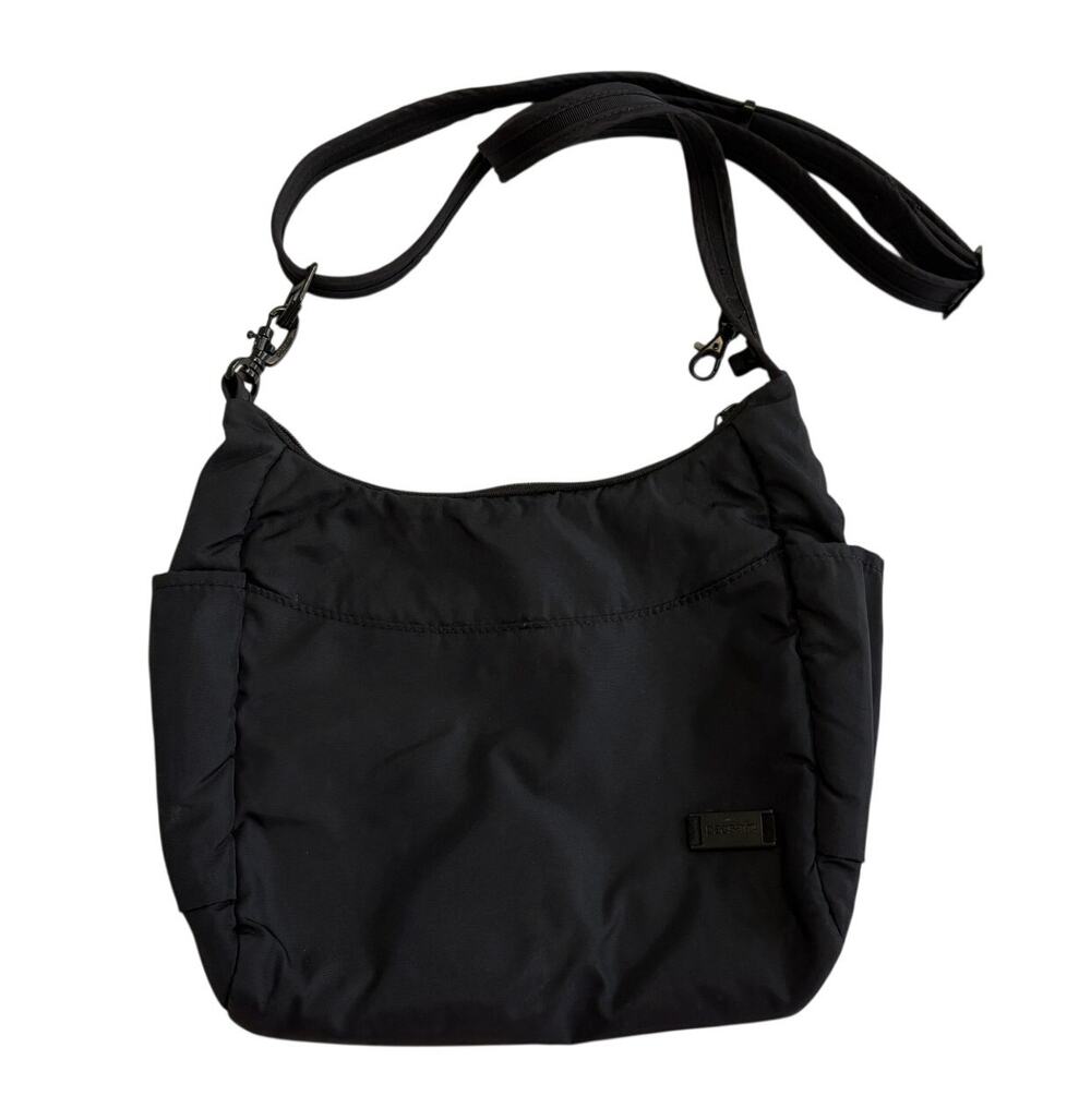 Pacsafe Citysafe 100 GII Black Anti Theft Shoulder Crossbody Unisex Bag